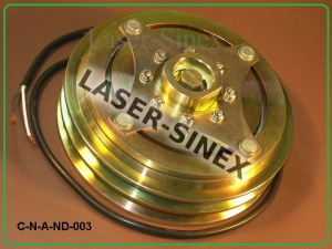 SPRZĘGŁO KOMPLETNE kompresora do klimatyzacji Ø210 17x2 w autobusie, elektromagnetyczne sprzęgło klimatyzacji – Części klimatyzacji do autobusów