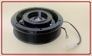 Sprzęgło kompletne kompresora 10PA17C klimatyzacji do ciągnika JOHN DEERE 8530, sprzęgła elektromagnetyczne sprężarek, części do maszyn rolniczych (ND-009)