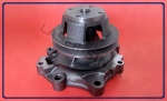 Mechaniczna pompa wody do ciągników FORD, OEM 82845215, 83926002, 81863898, 87295277, 83912465, EAPN8A513C, EAPN8A513F, FAPN8A513GG, DHPN8A513C, FAPN8A513GG, D88NN8501VC, silniki BSD332, BSD442 (EAPN8A513C)