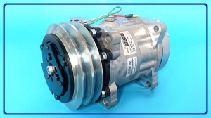 Sprężarka klimatyzacji samochodowej CASE, NEW HOLLAND, URSUS, LIEBHERR, nowy kompresor układu klimatyzacji SANDEN SD7H15 132MM 2A 12V, części do klimatyzacji (SD7H15-8227)