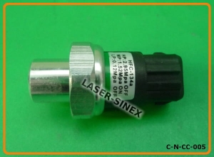 Presostat klimatyzacji samochodowej do Audi A4/A6/A8, czujnik ciśnienia klimatyzacji, części układu klimatyzacji samochodowej