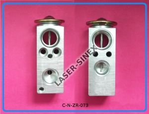 Reduktor ciśnienia klimatyzacji do MERCEDES-BENZ W204, S204, W212, C207, S212, zawór rozprężny klimatyzacji, zawór rozszerzalny Mercedes, części zamienne klimatyzacji Mercedes, części klimatyzacji samochodowej